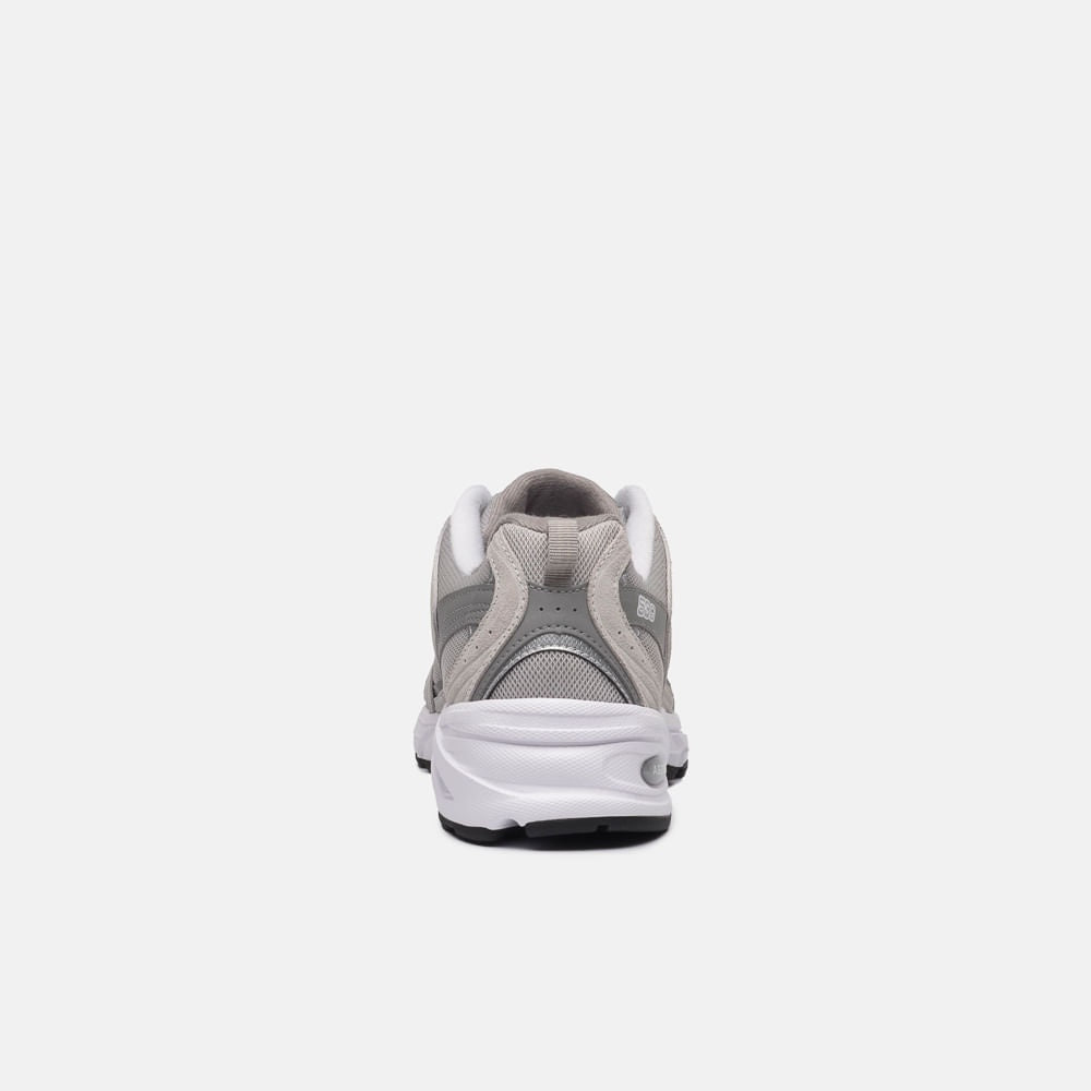 Tênis New Balance 530 Unissex — Cinza Claro — imagem 5