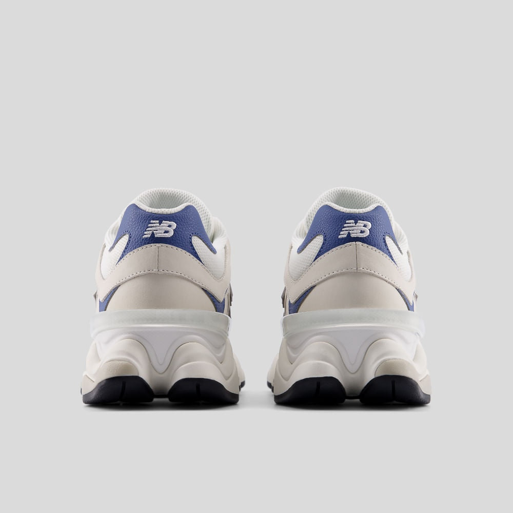 Tênis New Balance 9060 Unissex — Bege Claro / Azul Escuro — imagem 6