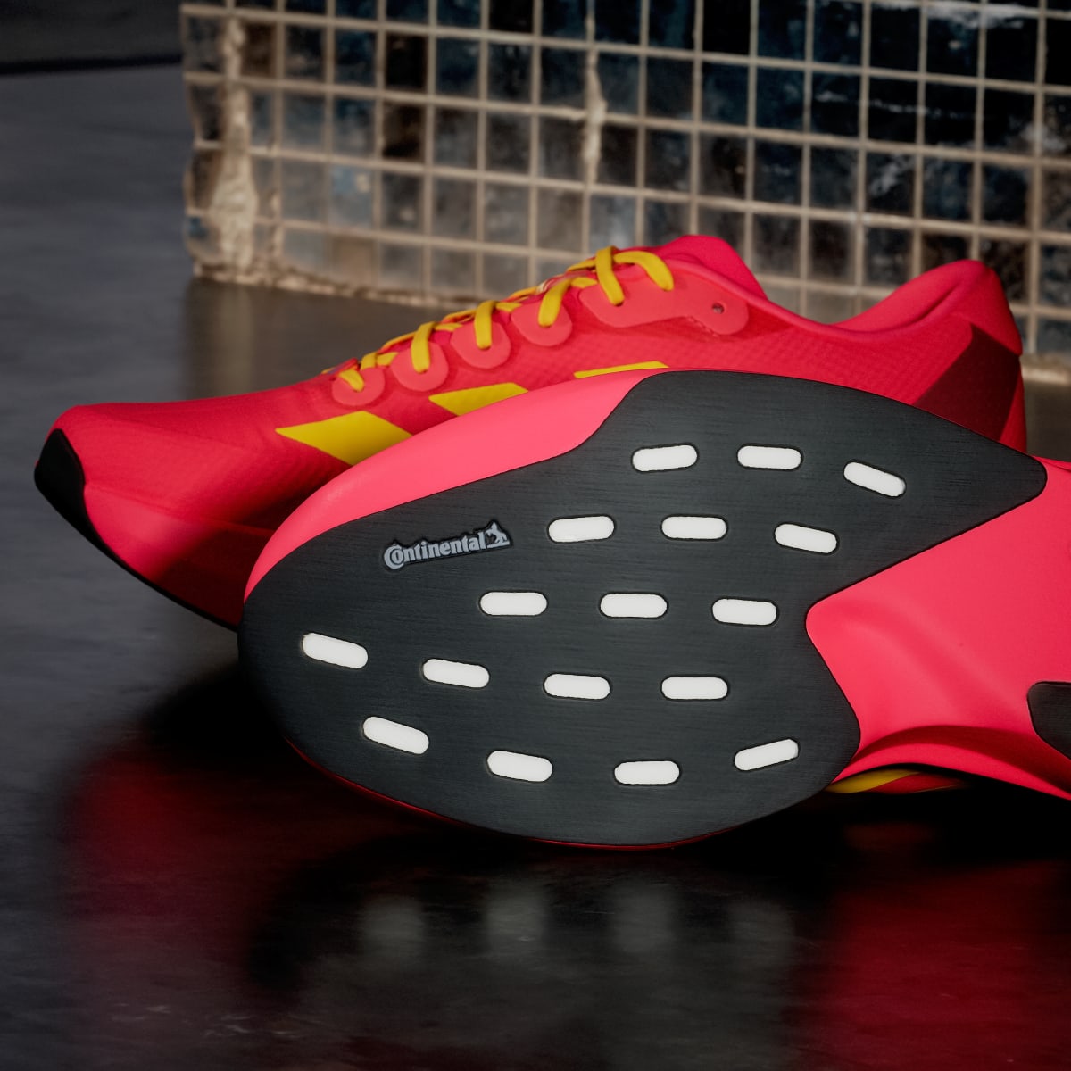 Tênis Adidas Adizero EVO SL Masculino — Lucid Red — imagem 10