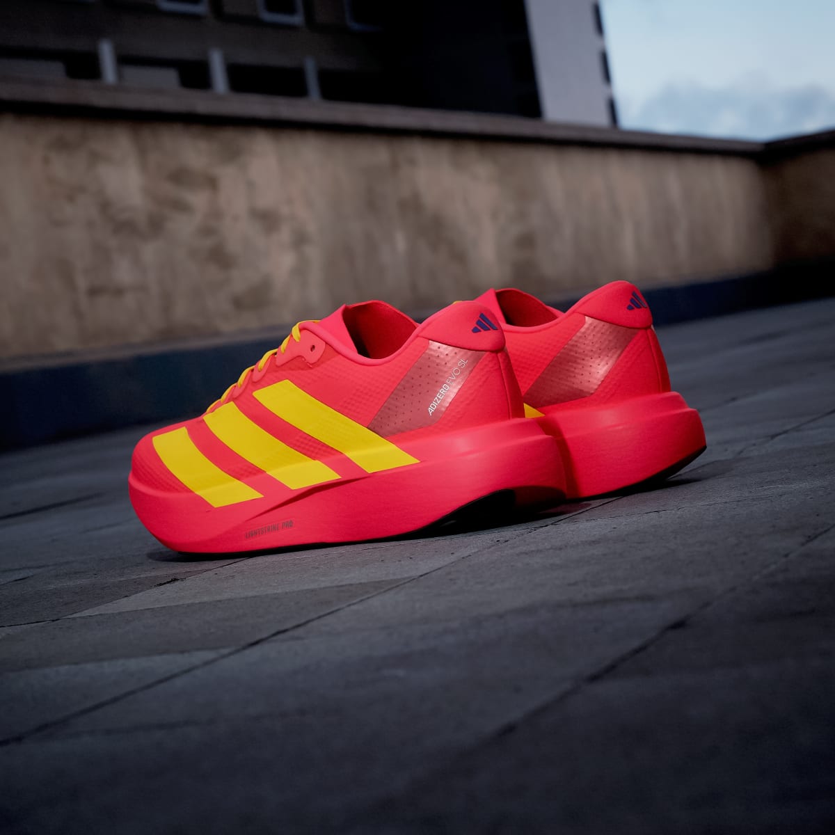 Tênis Adidas Adizero EVO SL Masculino — Lucid Red — imagem 5