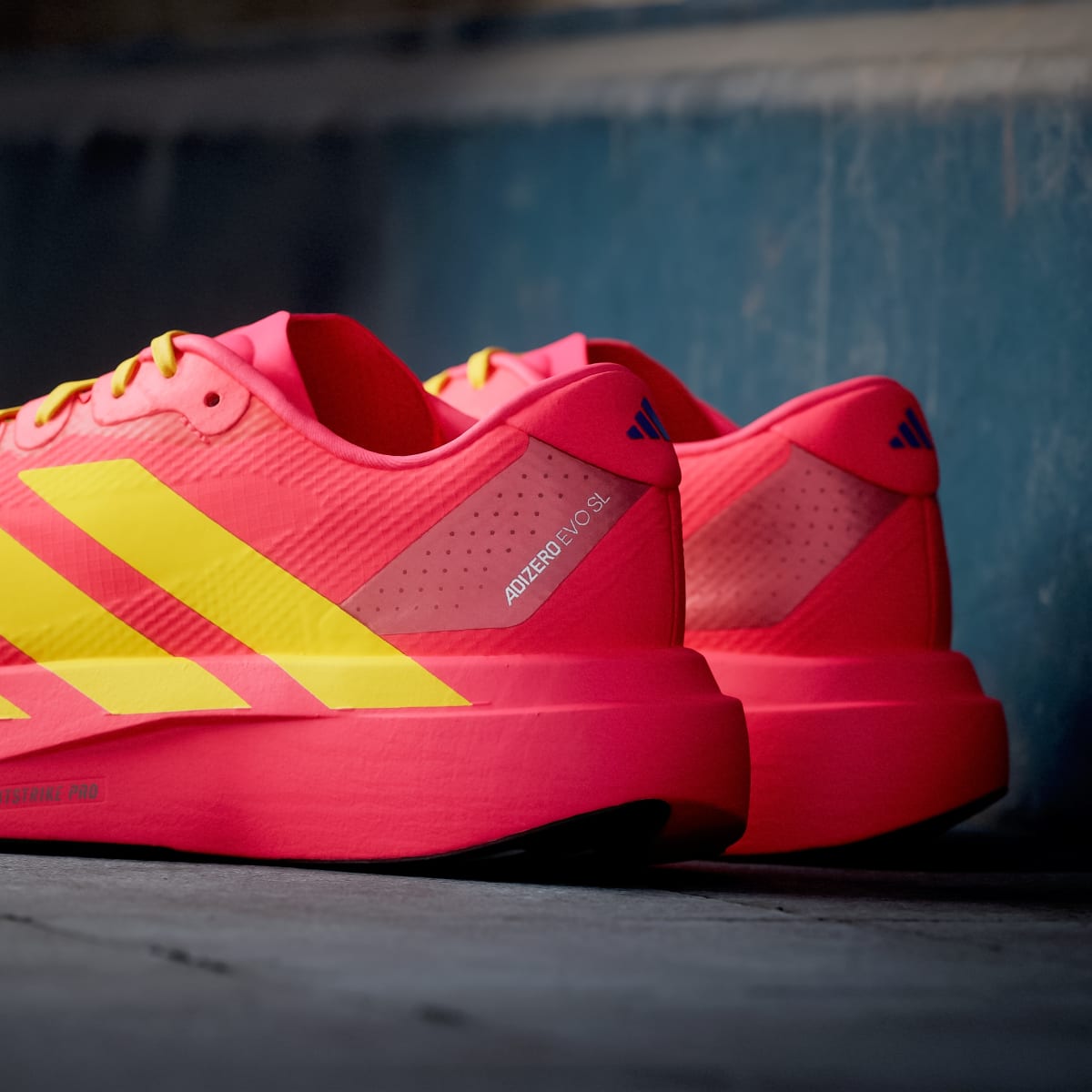 Tênis Adidas Adizero EVO SL Masculino — Lucid Red — imagem 9
