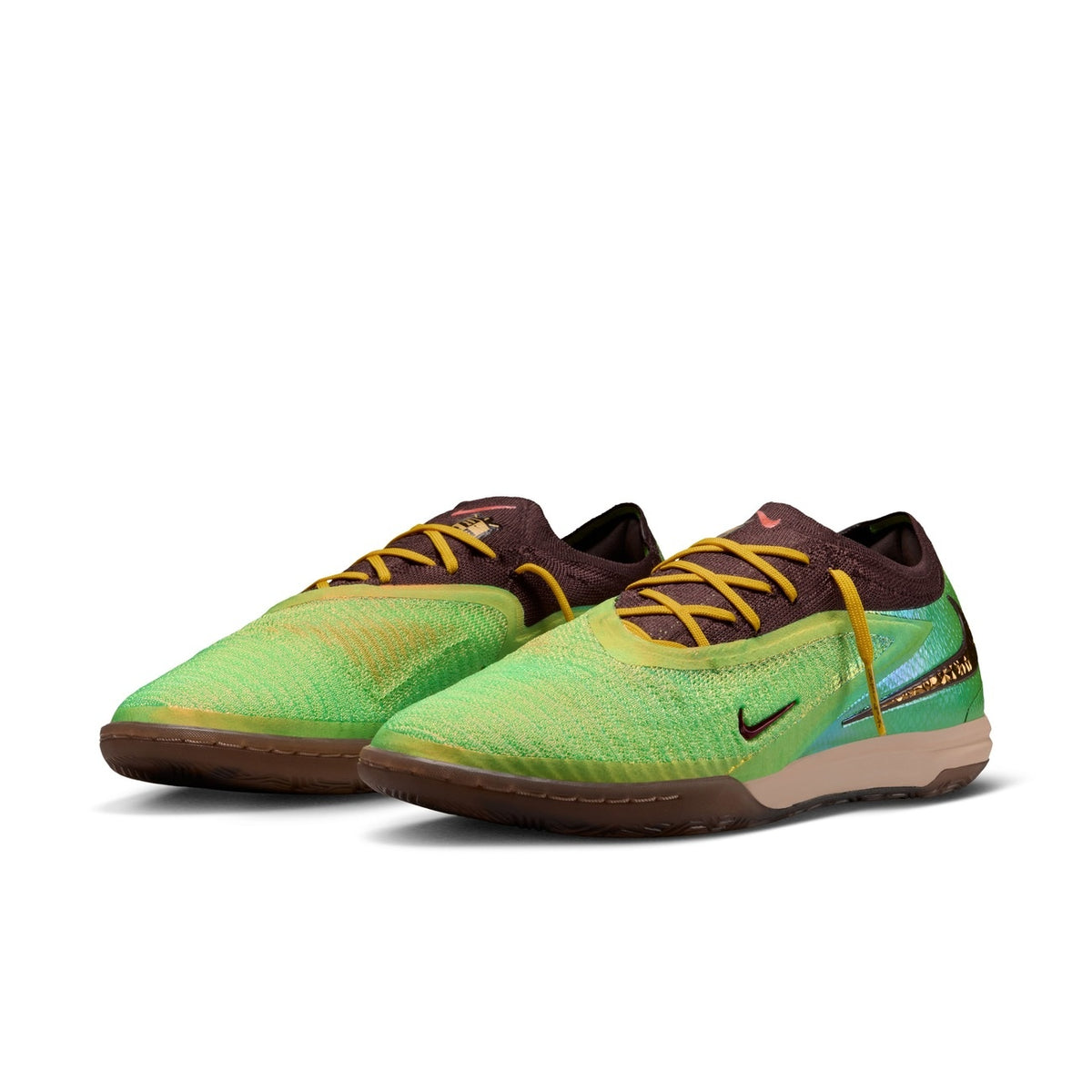 Chuteira Nike Phantom 6 Low Indoor x Cactus Jack — Earth / Metallic Gold — imagem 5