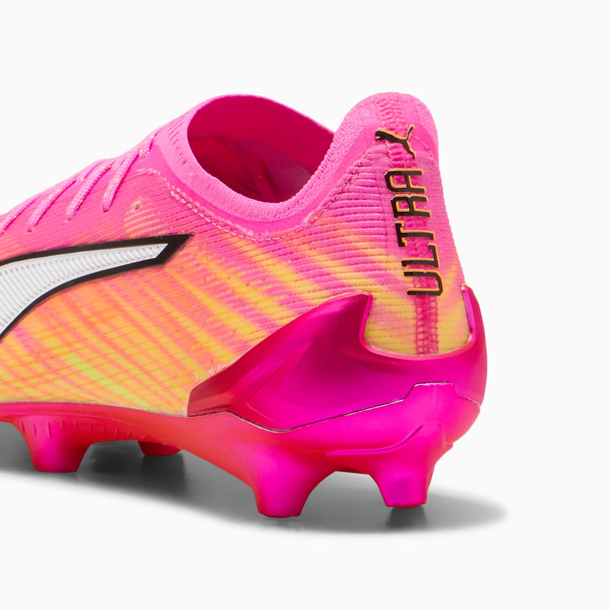 Chuteira Puma Ultra 6 Ultimate Unissex — Poison Pink-PUMA White-Sun Stream-Bright Aqua-PUMA Black — imagem 3