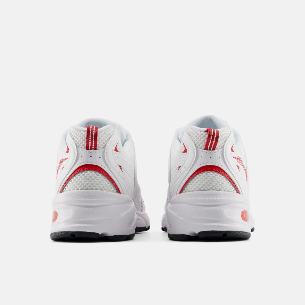 Tênis New Balance 530 Unissex — Branco / Vermelho — imagem 6