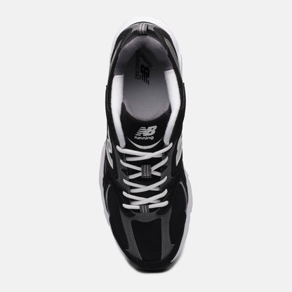 Tênis New Balance 530 Unissex — Preto / Branco — imagem 4