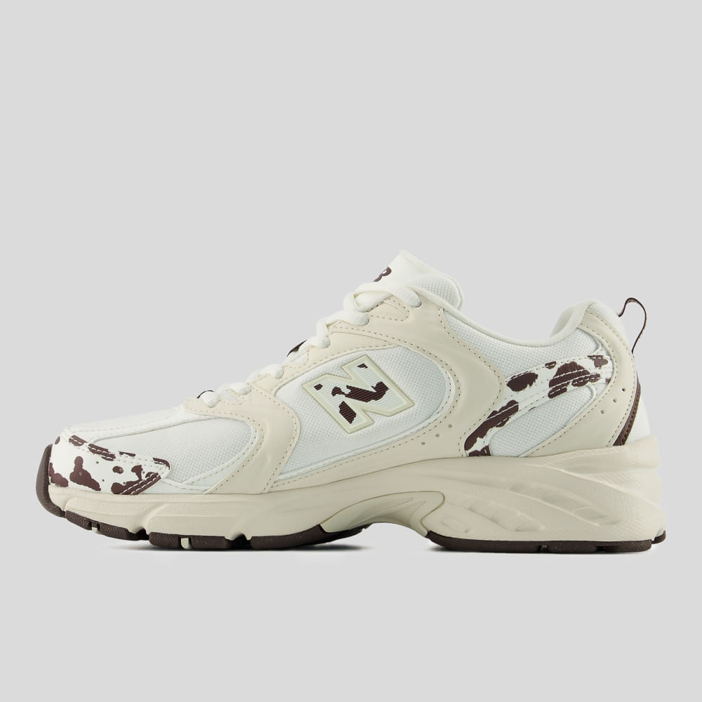 Tênis New Balance 530 Unissex — Bege / Marrom — imagem 2