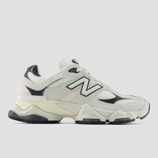 Tênis New Balance 9060 Unissex — Branco Off / Bege Claro — imagem 1