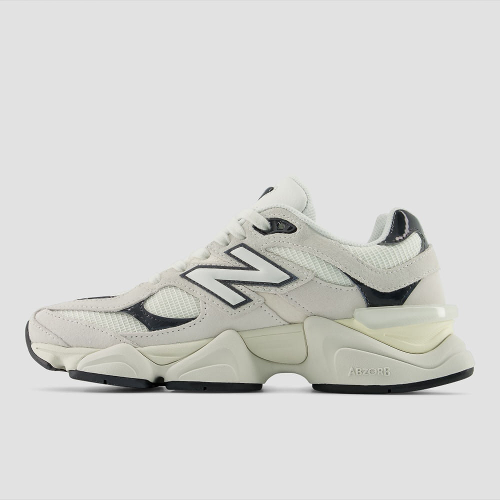 Tênis New Balance 9060 Unissex — Branco Off / Bege Claro — imagem 2