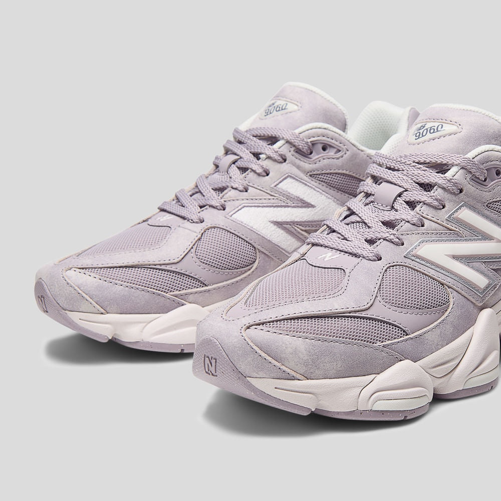 Tênis New Balance 9060 Unissex — Cinza / Bege Claro — imagem 8